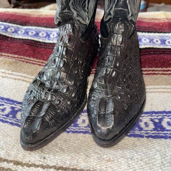 El General Black Embossed Cowboy Boots - Picture 2 of 11